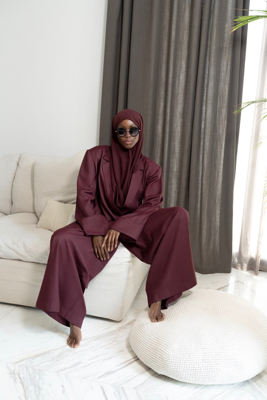 LINEA BURGUNDY ENSEMBLE