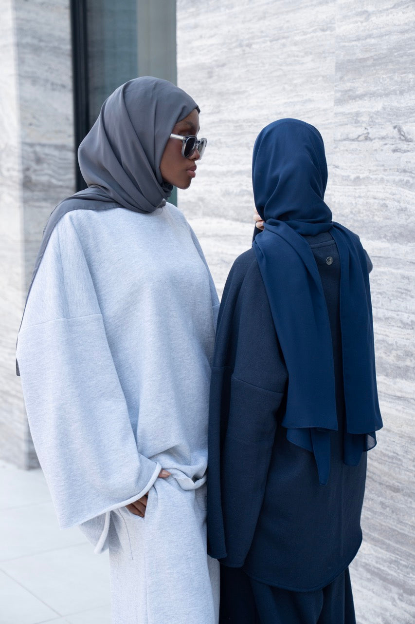 طقم رياضي أزرق داكن من قطعتين - قطن 100%