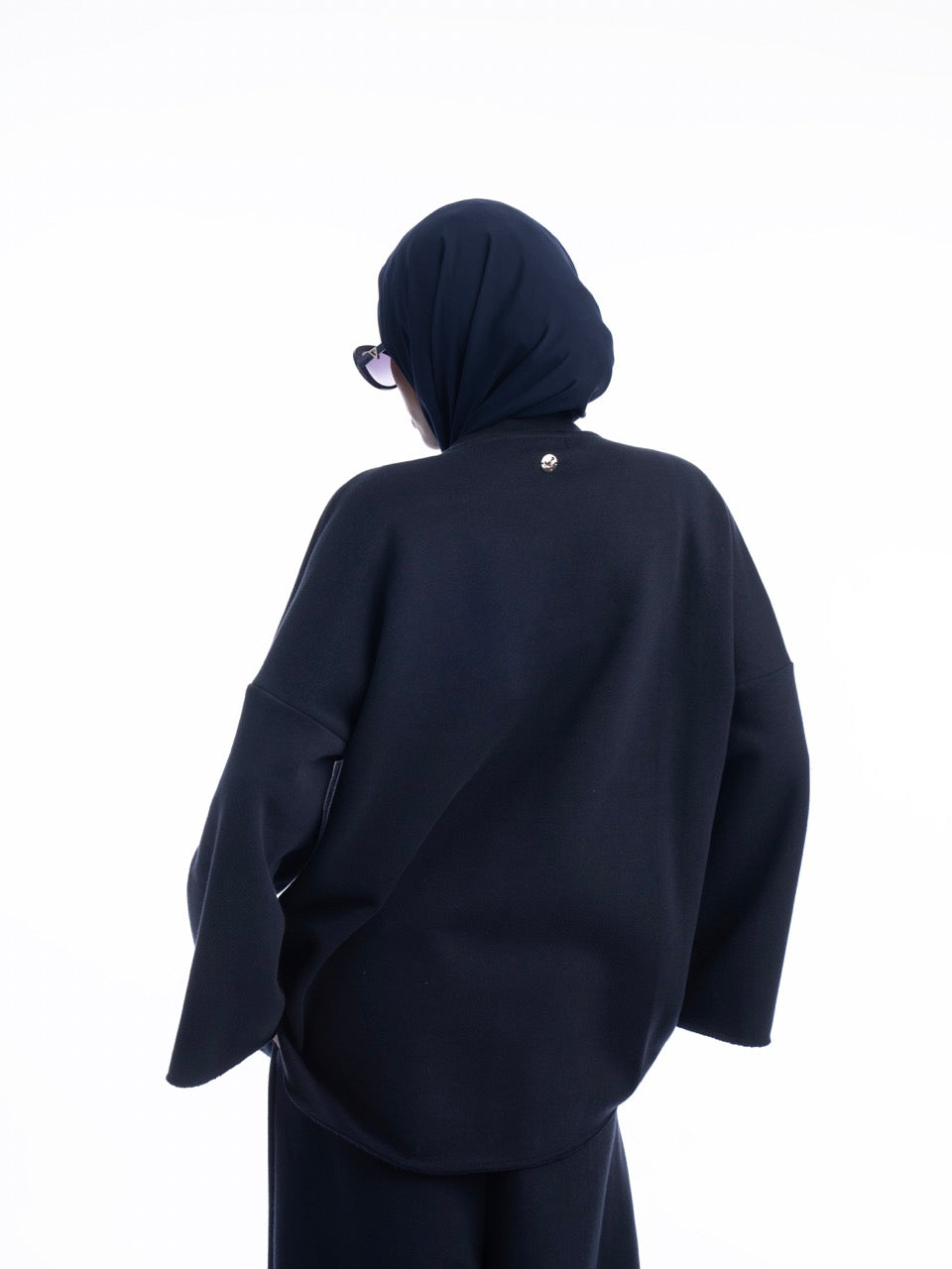 طقم رياضي أزرق داكن من قطعتين - قطن 100%