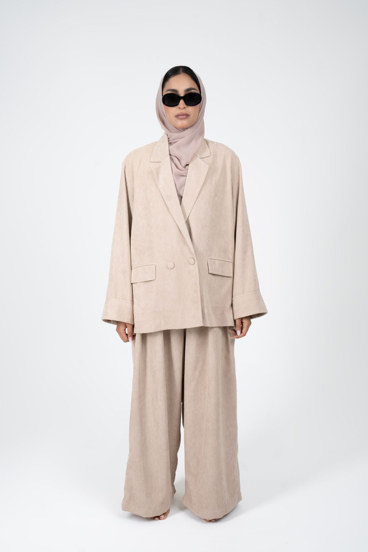 beige